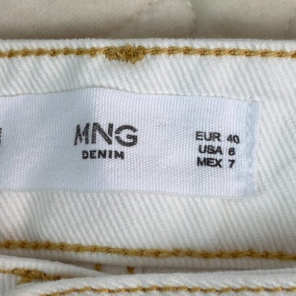 MNG Denim White Mom Jeans Button Fly Relaxed Fit Size 8 - Picture 6 of 13